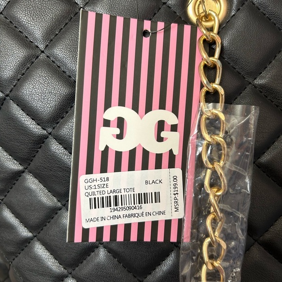 Gilda ParisElegant Black Quilted Tote Bag with Gold Accents - Picture 5 of 11